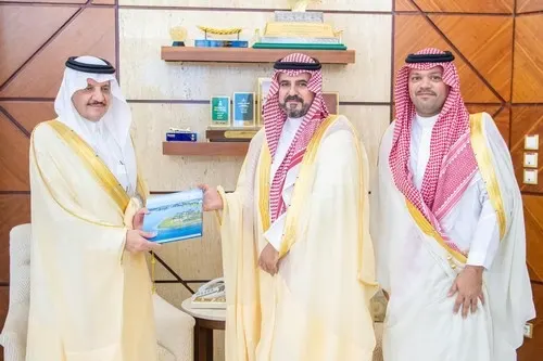 أمير الشرقية يطلع على التقرير السنوي لهيئة المدن الصناعية