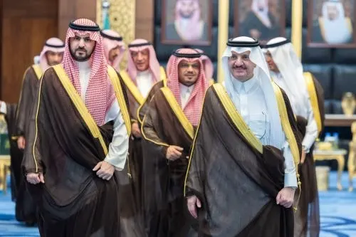 الاثنينية] أمير الشرقية: رجال الدفاع المدني هم خط الدفاع الأول في السلامة