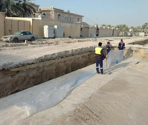 صور] القطيف.. إنجاز 30% من أعمال تطوير شارع الرياض
