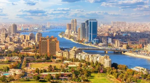 وزارة السياحة المصرية.. 36 شركة سياحية تحايلت على حجاج بتأشيرات “زيارة”