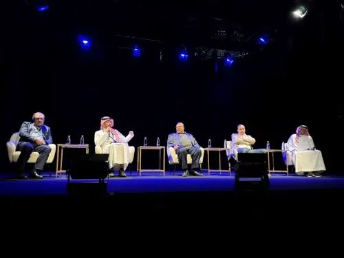 مثقفون: الابتكار كلمة السر في صناعة اقتصاد المسرح