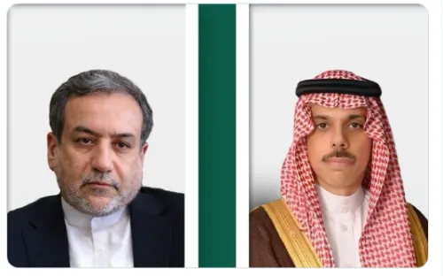 وزير الخارجية ونظيره الإيراني يناقشان المستجدات في قطاع غزة