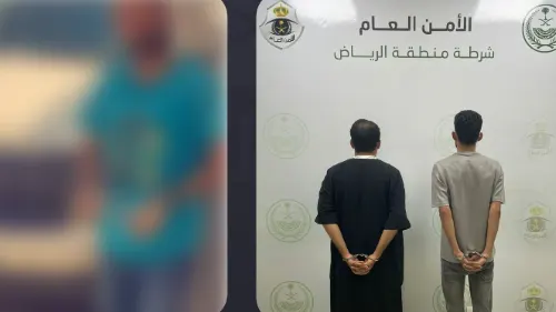 التحقيق مع سوريين أتلفوا نقوداً في “فيديو”