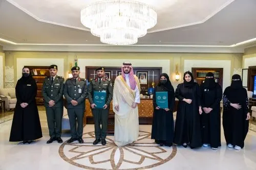 نائب أمير الشرقية يبارك توقيع اتفاقية بين “السجون” و”الإعاقة السمعية”