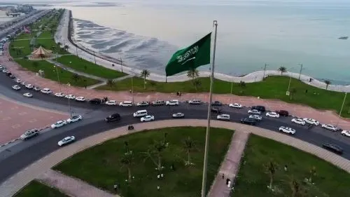 رطوبة القطيف خرجت من الباب وعادت من الشباك