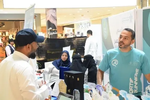 شبكة القطيف تجمع اختصاصييها لنشر التوعية في العلاج الطبيعي