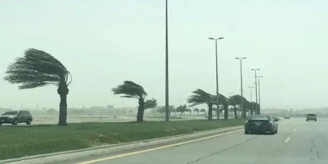 إنذار أصفر.. 9 ساعات رياح نشطة في القطيف وما حولها