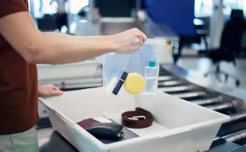 تشديد أمني جديد على حقائب اليد في مطارات أوروبا
