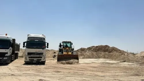 في شهرين.. 44 معدة “سرقت” رمال غرب الدمام