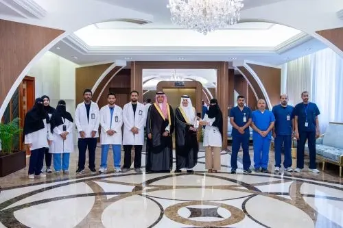 أمير الشرقية يهنىء “صحة الشرقية” بحصول بنك الدم على جائزة الاعتمادات