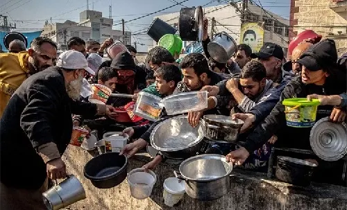 وسط ظروف كارثية.. انعدام الغذاء يهدد 90% من سكان غزة