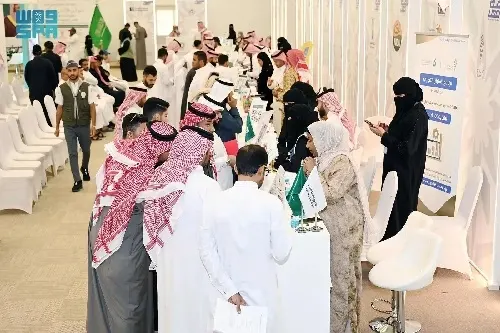 في 6 أشهر.. توظيف 91390 متدربًا وتنفيذ 426 برنامجًا لتأهيل الخريجين