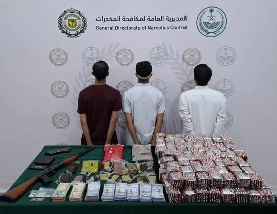الشرقية.. إحالة 3 تجار حشيش و إمفيتامين و أقراص مشبوهة إلى النيابة