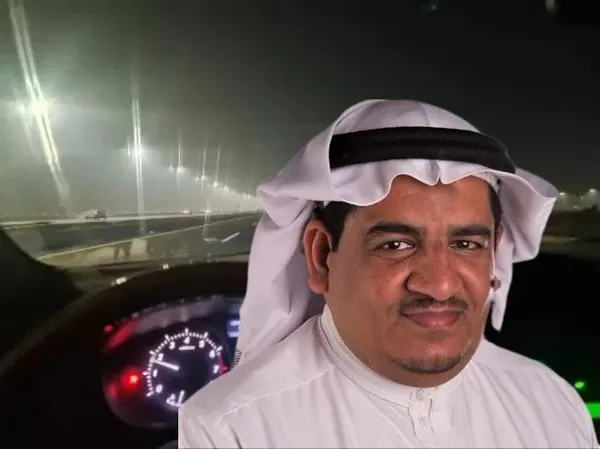 الفلكي الرمضان: توقعوا الضباب في أضواء أعمدة الإنارة