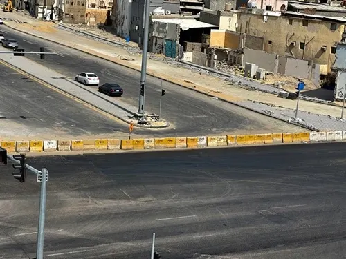 طريق صفوى القطيف.. مشروع محوري طال انتظار تشغيله