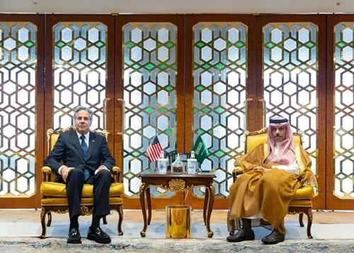 وزير الخارجية يبحث الأوضاع في غزة ولبنان مع نظيره الأمريكي