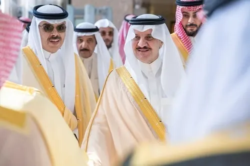 ملتقى الممارسات الوقفية.. أمير الشرقية يرعى اتفاقية تأسيس أول محطة للطاقة المتجددة