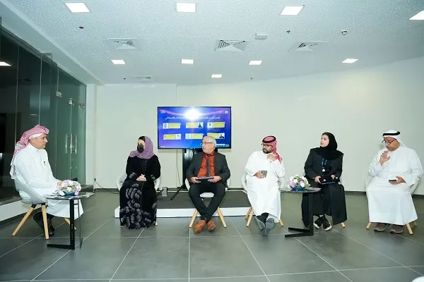 الظهران.. جلسة حوارية تستطلع مستقبل التحديات القرائية في عصر الرقمنة