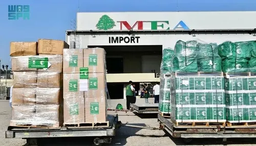 حتى اليوم.. 20 طائرة إغاثية من السعودية إلى بيروت