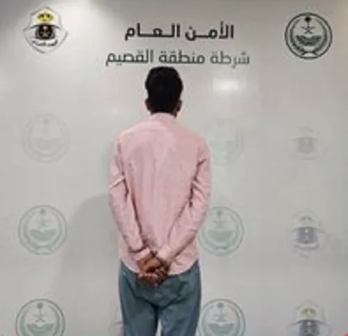 اسمه “إسلام” ويتحرش بطفلة