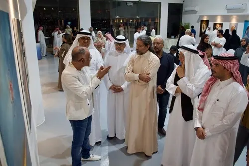 “ثقافة الدمام”.. سيريالية البحريني خليفة شويطر مستمرة حتى الأحد
