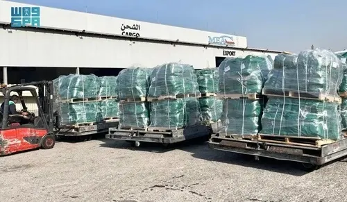 بيروت.. وصول الطائرة الإغاثية الـ 18 لمساعدة الشعب اللبناني