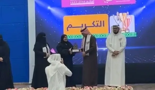 “الحبّابة” أم عبدالله الناجي “أفضل ممثلة” في مسرح الطائف
