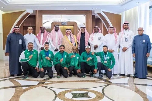 بعد تحقيقهم 14 ميدالية.. أمير الشرقية يكرم منتخب ألعاب القوى