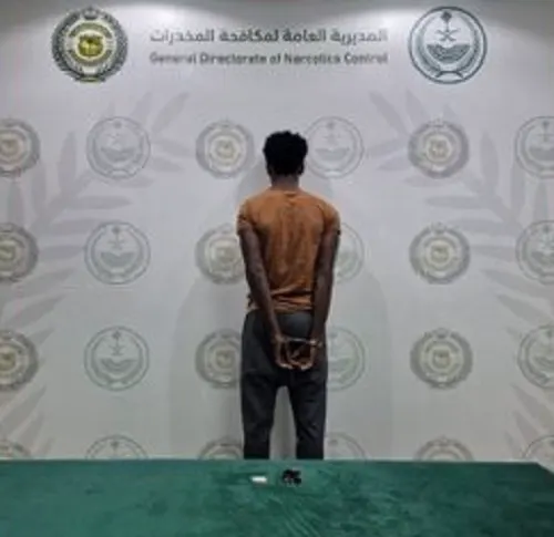 القبض على مروجي ومهربي مخدرات في 5 مناطق