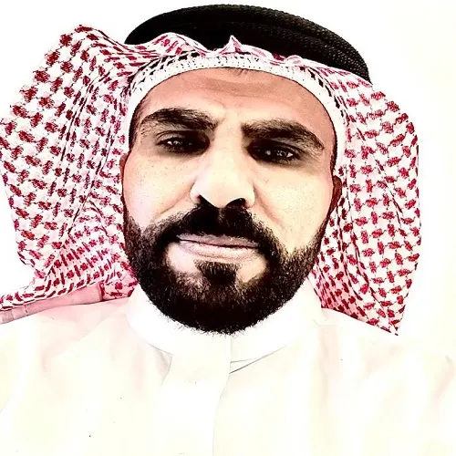 آل عبيدان يعزي الشاعر العوامي