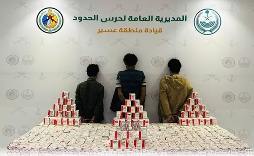 الأمن بالمرصاد.. 8 ضربات أسقطت 10 مروجي مخدرات