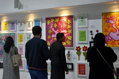 بعد 10 سنوات.. حسين السماعيل يعود إلى التشكيل بـ 400 لوحة
