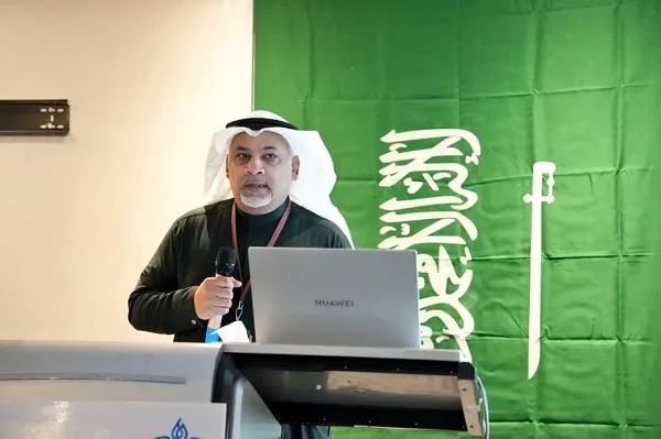 16 متخصصاً يناقشون الرعاية الصحية المنزلية في مركزي القطيف