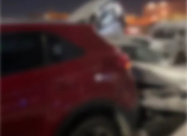 تصادم 9 سيارات يخلف إصابة على طريق الجبيل ـ الظهران