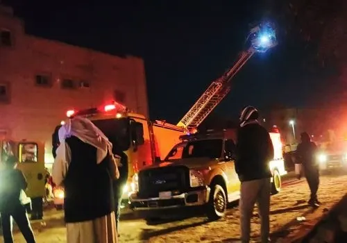 الخويلدية.. إنقاذ أسرة من حريق مبنى في منتصف الليل