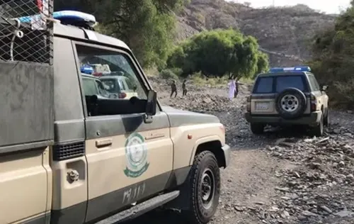 عسير.. إحالة ناقل مخالفيْن إلى النيابة