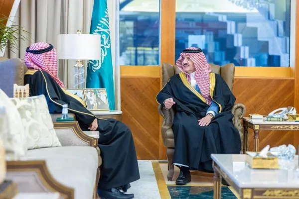 أمير الشرقية يطلع على جهود الهيئة الملكية للجبيل وينبع