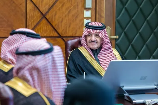 أمير الشرقية يطلع على مبادرة “شيم”
