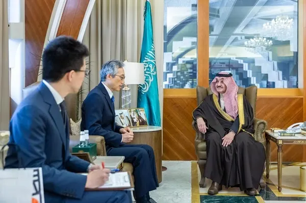 أمير الشرقية يستقبل سفير اليابان لدى المملكة