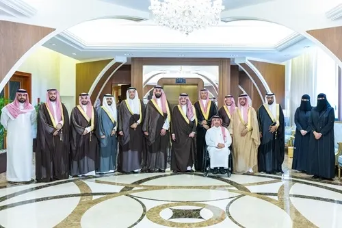 منصة إلكترونية.. أمير الشرقية يفتتح الموقع الجديد لـ “جمعية طويق”