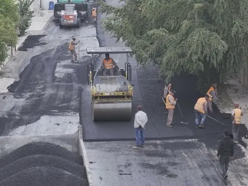 تأهيل وصيانة طرق حي الجمعية بسيهات
