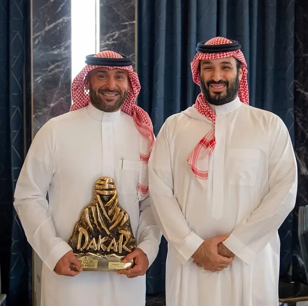 بعد فوزه برالي داكار.. الراجحي في حضرة ولي العهد