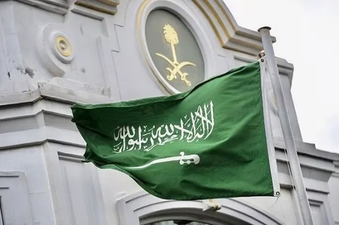 تزامنًا مع الاحتجاجات.. سفارتنا في لوس أنجلوس تخصص رقم طوارئ للسعوديين