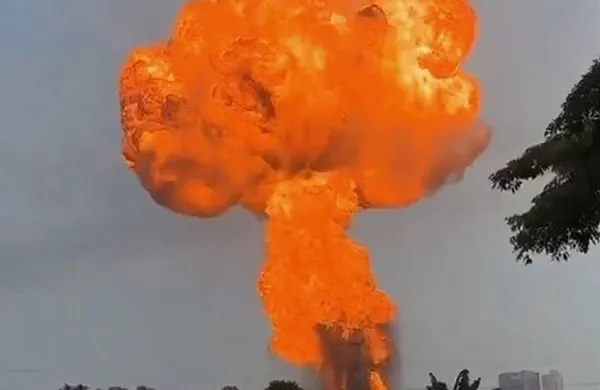 ماليزيا.. إصابة 33 شخصاً في حريق خط أنابيب غاز
