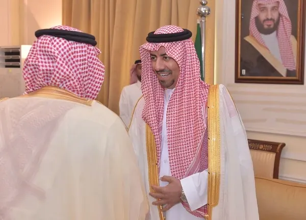 محافظ القطيف يلتقي المهنئين بعيد الفطر