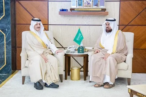 أمير الشرقية يطلع على إنجازات “الشؤون الإسلامية”