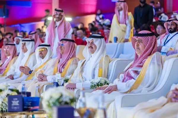 أمير الشرقية: المملكة ملتزمة بدعم الشباب وتمكينهم من أجل صياغة المستقبل