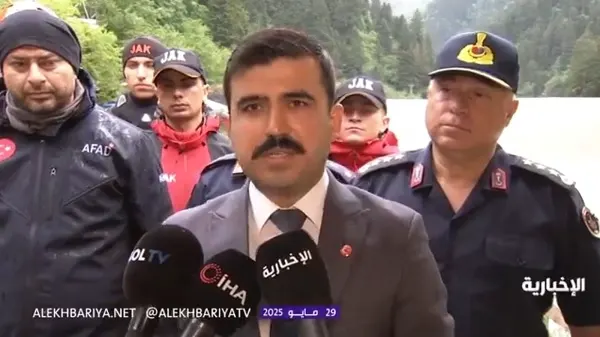 103 أشخاص و15 سيارة و3 قوارب في البحث عن الطفل السعودي فيصل