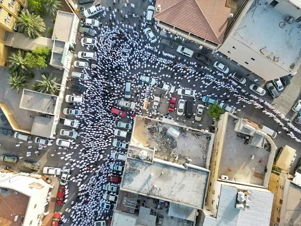 القديح من الأعلى.. “صُبرة” ترصد تشييع الشيخ المقيلي