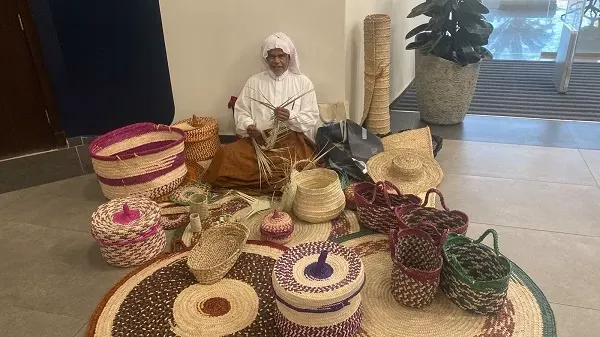 حرفيو القطيف في بيت الثقافة بالدمام